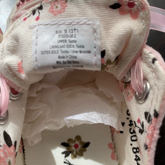 Light pink toddler sneakers - Picture 4 of 7